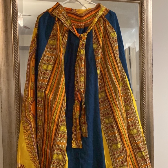 Dresses & Skirts - African design skirt with sash and pockets